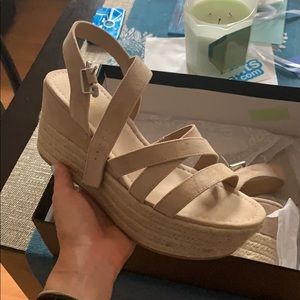 NEW Platform Madden Sandals